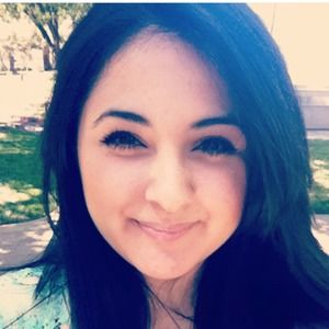 Meet your Posher, Gloria lux